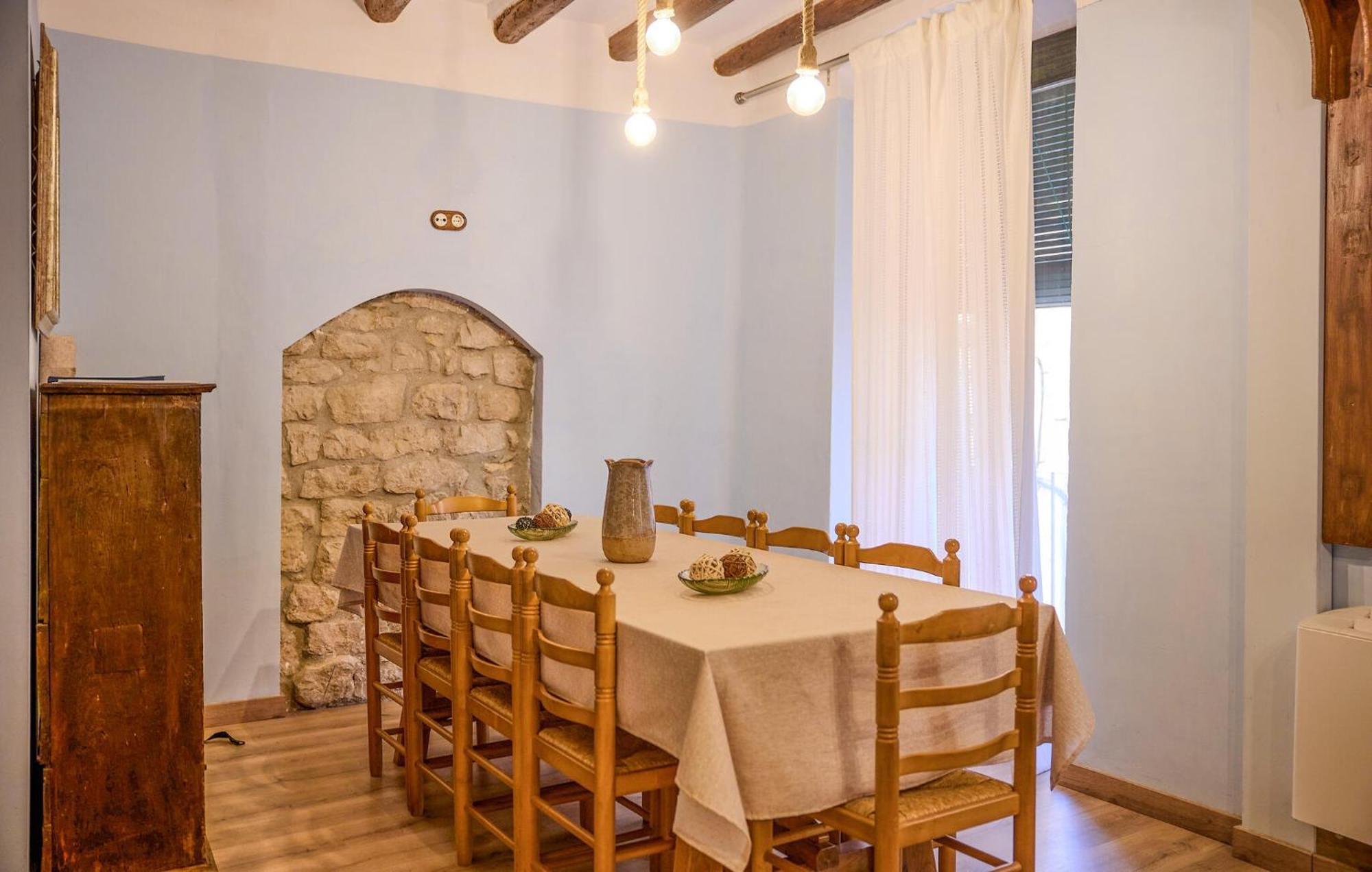 Pet Friendly Home In Vilosell With Kitchen El Vilosell Εξωτερικό φωτογραφία